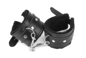 menottes en cuir 